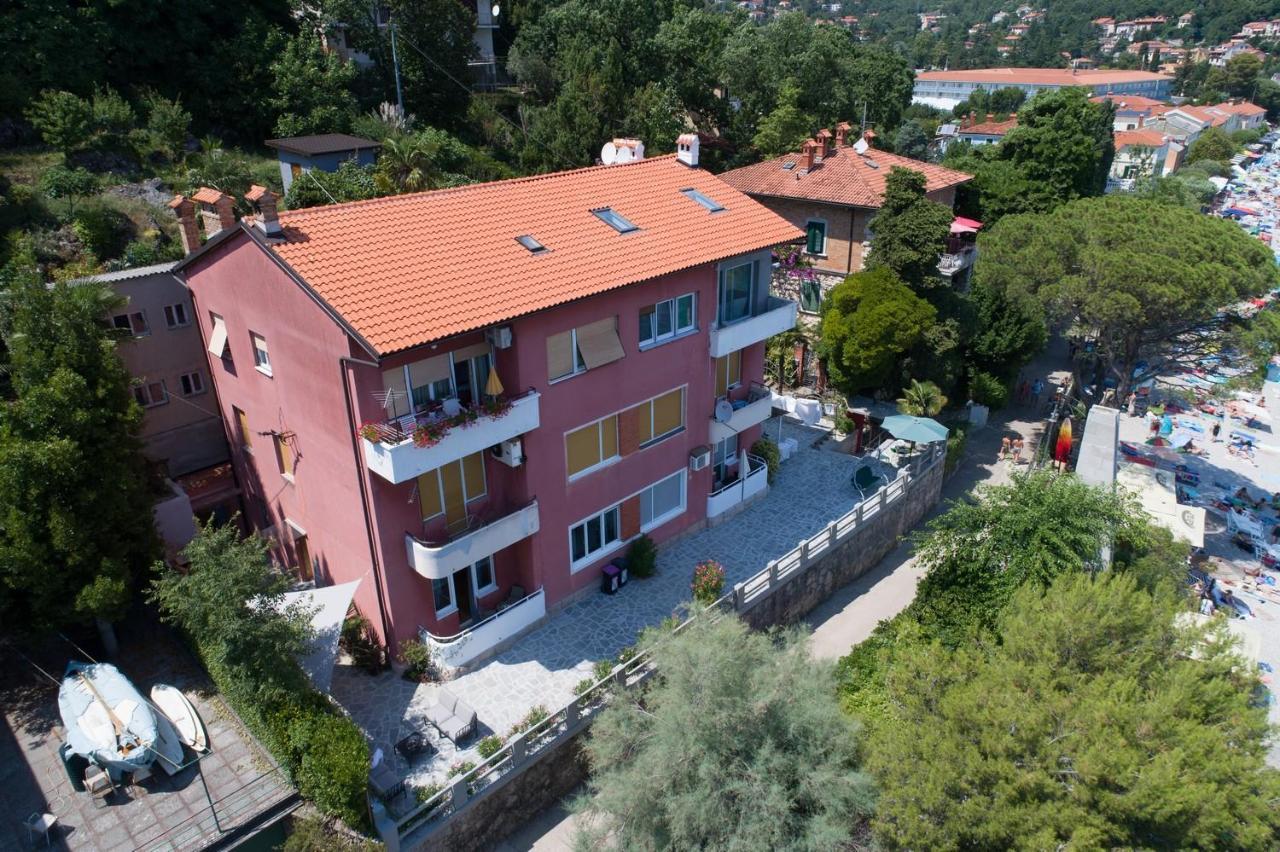 Beachfront Apartment Rosa del Mar Mošćenička Draga Esterno foto